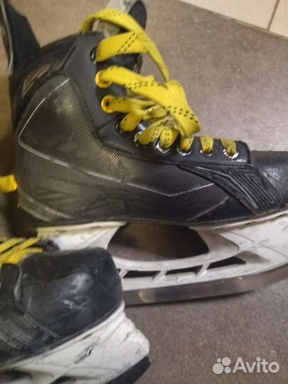 Хоккейные коньки bauer