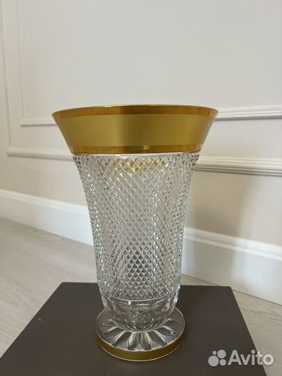 Ваза для цветов хрустальная