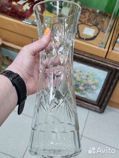 Хрустальная ваза. Гусь Хрустальный