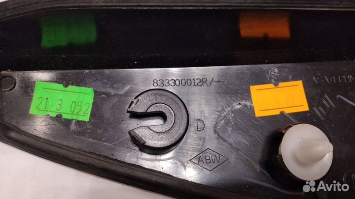 Накладка двери задней правой Renault Megane III