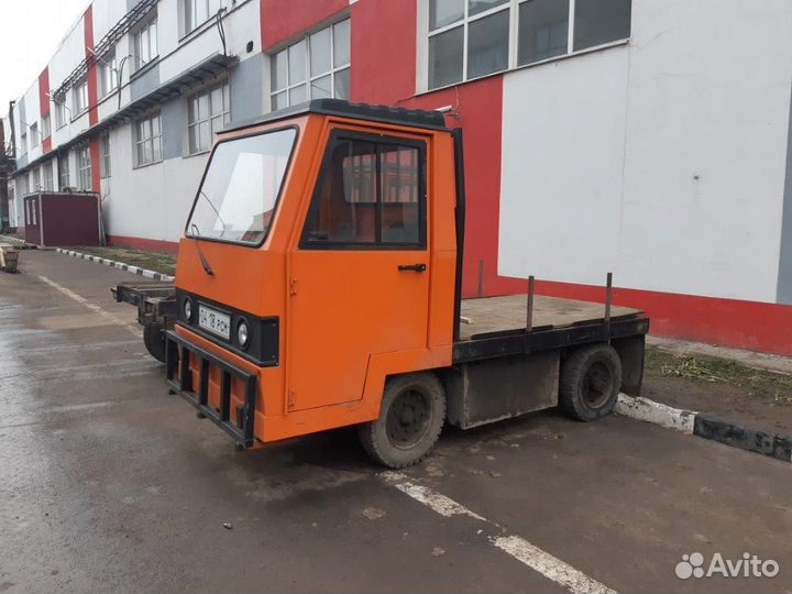 Водитель автотележки