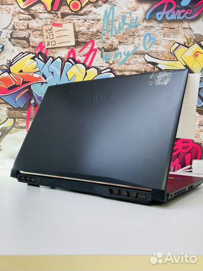 Игровой ноутбук MSI RTX3060/Core i5