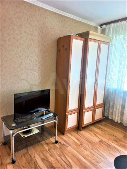 Комната 14 м² в 5-к., 2/2 эт.