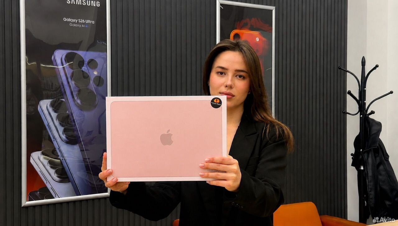 MacBook Neo 13, 8/256Gb