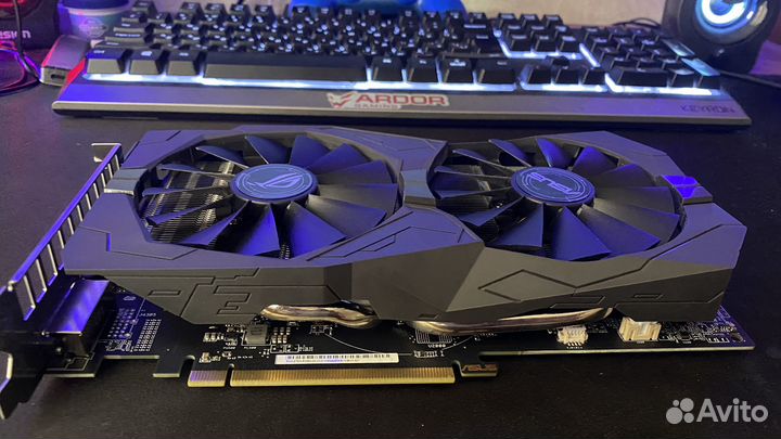 Видеокарта radeon RX560 4GB