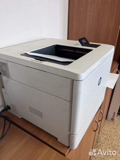 Принтер hp laserjet 552