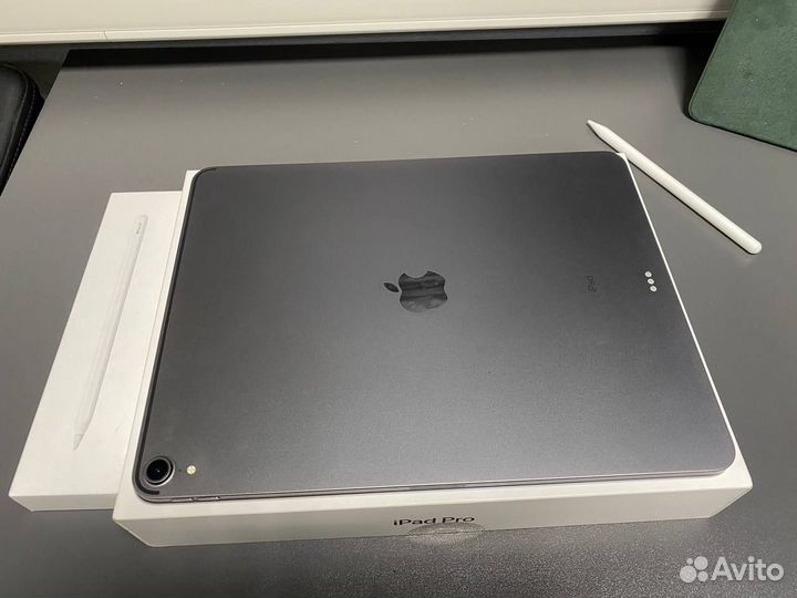 iPad pro 12.9 2018 256gb wifi + стилус