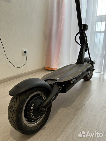 Самокат взрослый электрический Dualtron 3