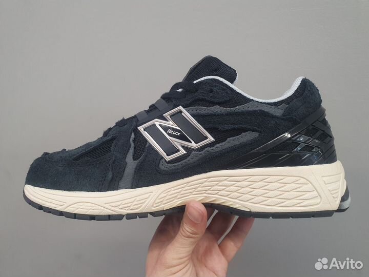 New balance 1906d