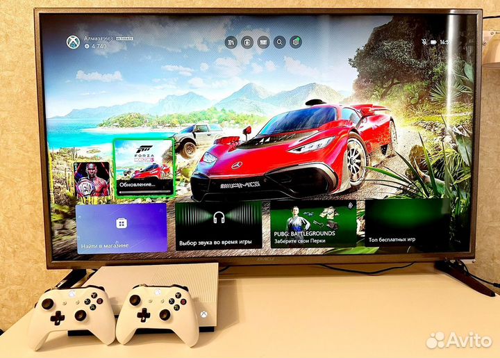 Xbox One S+2 геймпада+450 игр