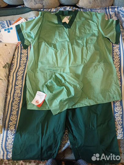 Медицинский костюм