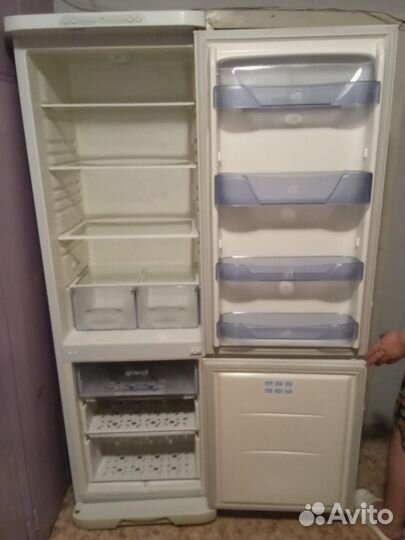 Холодильник бу