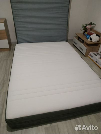 Матрас 140х200 IKEA