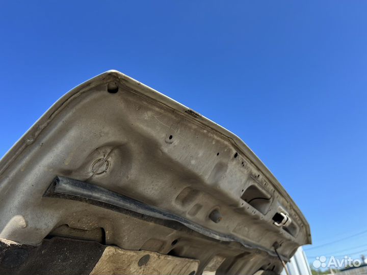 Капот mitsubishi pajero 2