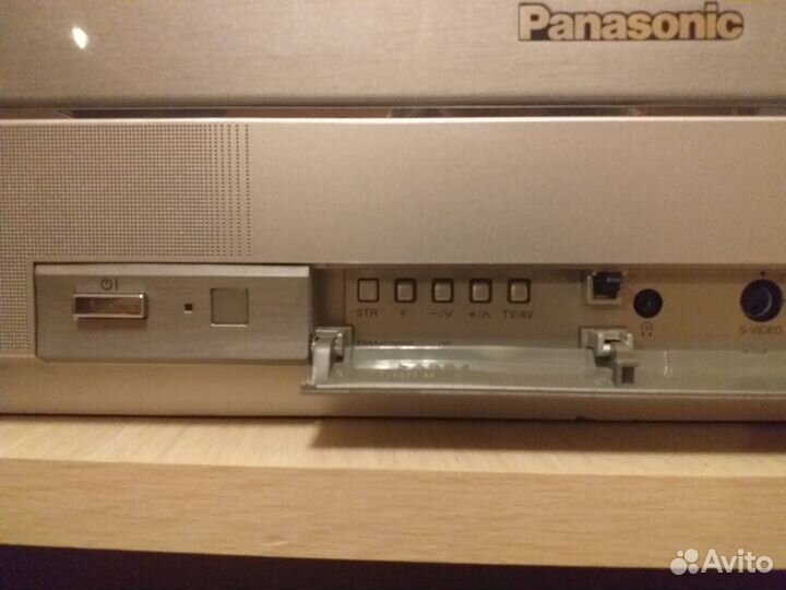 Телевизор Panasonic TX-34P700T