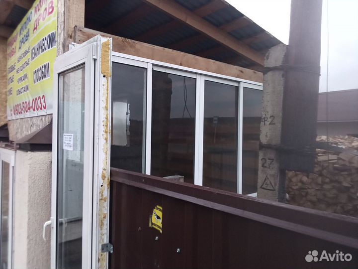 Продам б/у пластиковые оконные блоки