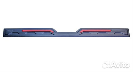 Накладка на крышку багажника Нива