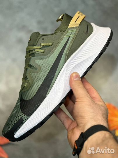 Nike pegasus trail 2 зеленые разм. 43