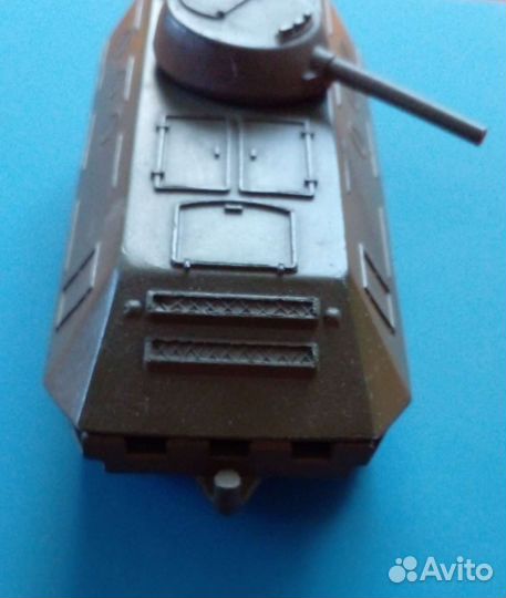 Игрушка бтр СССР