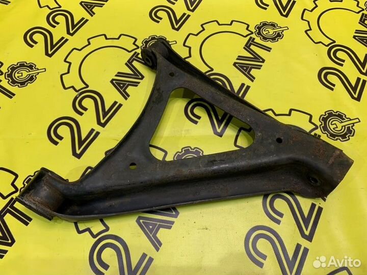 Рычаг задний левый Volkswagen Touareg 7L AXQ 2005