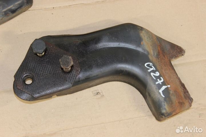 Крепления переднего бампера Chevrolet Tahoe GMT400