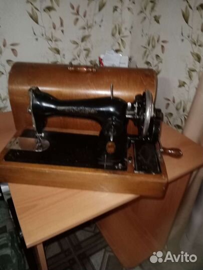 Швейная машина Подольск ручная бу