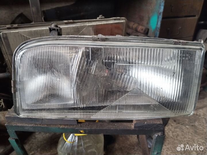 Фары Mercedes Actros mp1