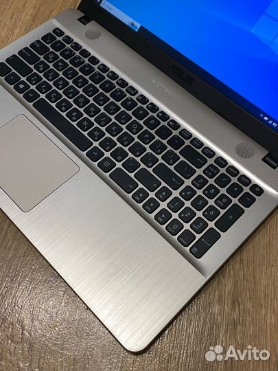 Ноутбук Asus i5/SSD/GeForce