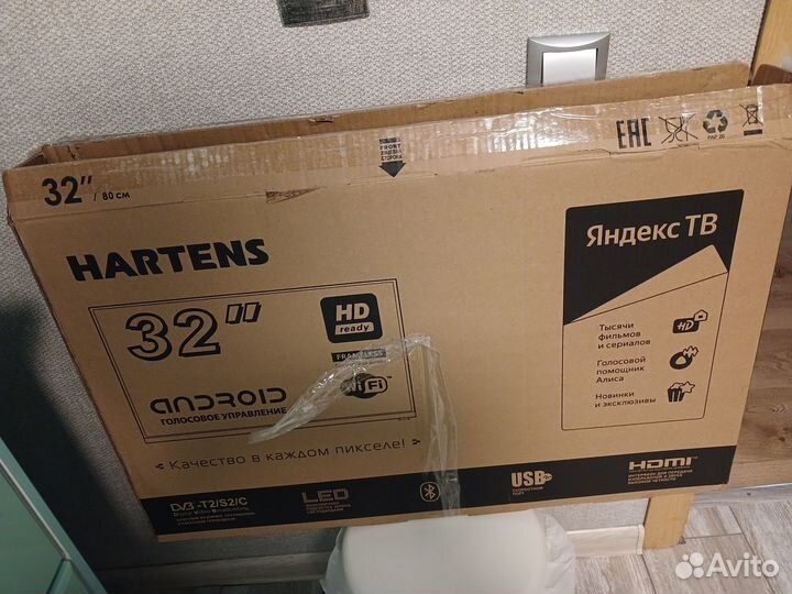 Телевизор Hartens 32 SMART TV