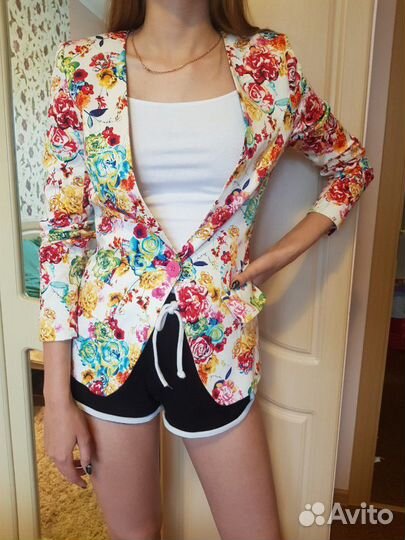 Жакет женский