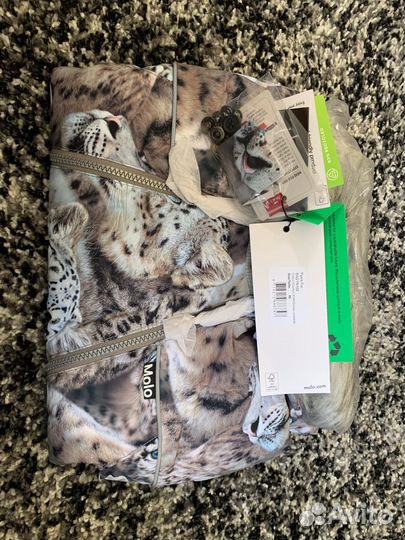 Molo pyxis snowy leopards 86