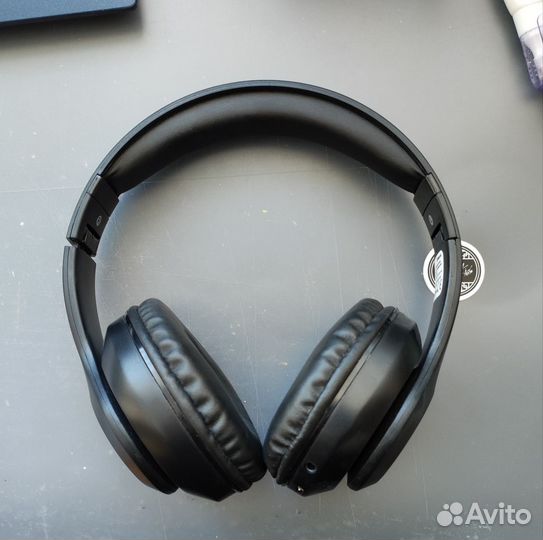 Беспроводные наушники большие