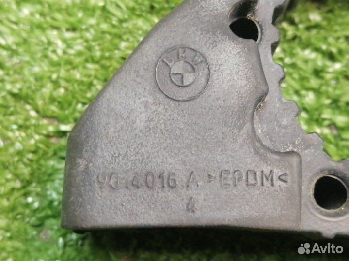 Кронштейн Bmw 5-Series