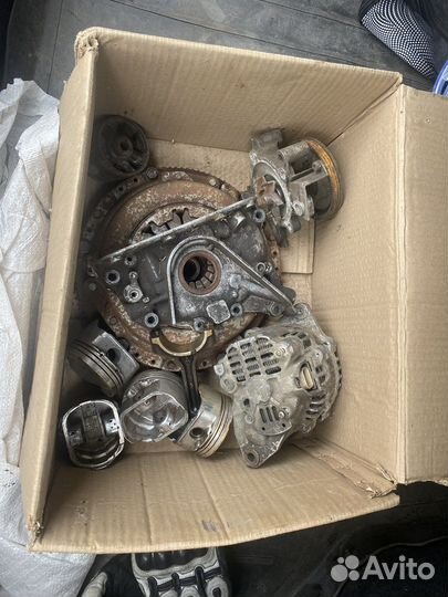 Продам запчасти на мазда 626