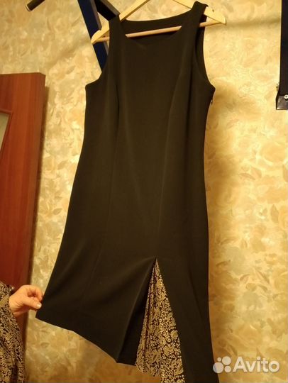 Костюм женский нарядный 44 46