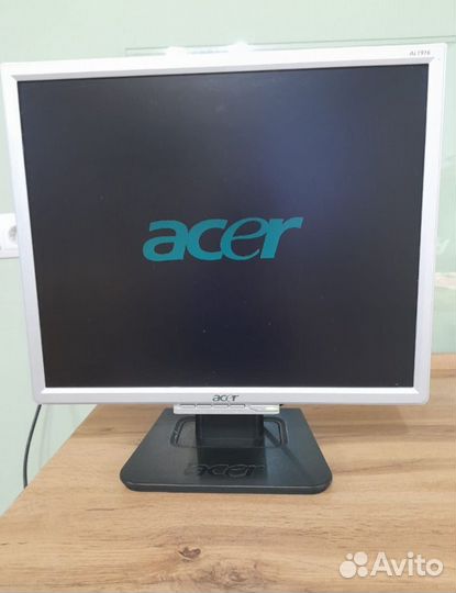 Монитор для компьютера LCD Acer