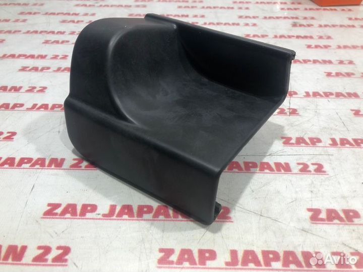 Накладка порога передняя правая Toyota Land