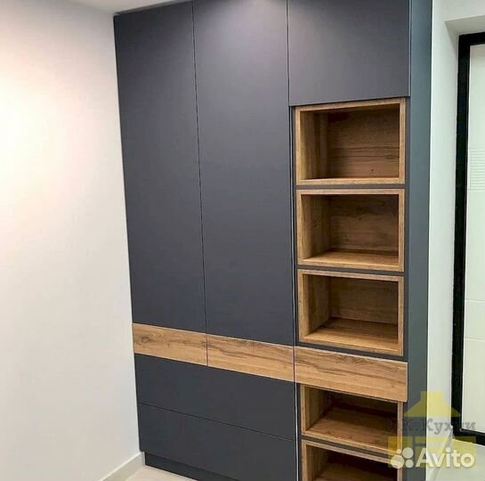 Встраиваемый шкаф