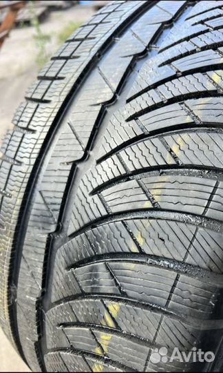 Michelin Pilot Alpin PA4 275/40 R19