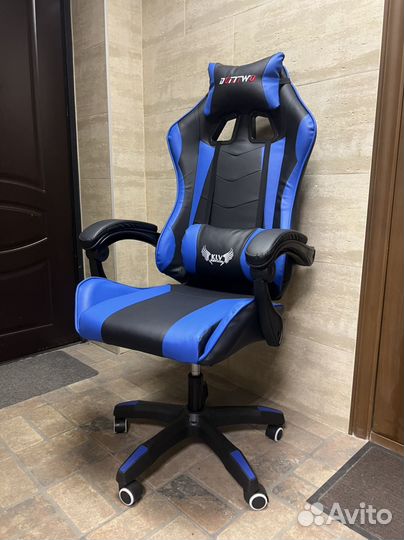 Компьютерное игровое новое кресло