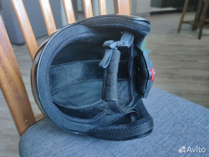 Шлем горнолыжный