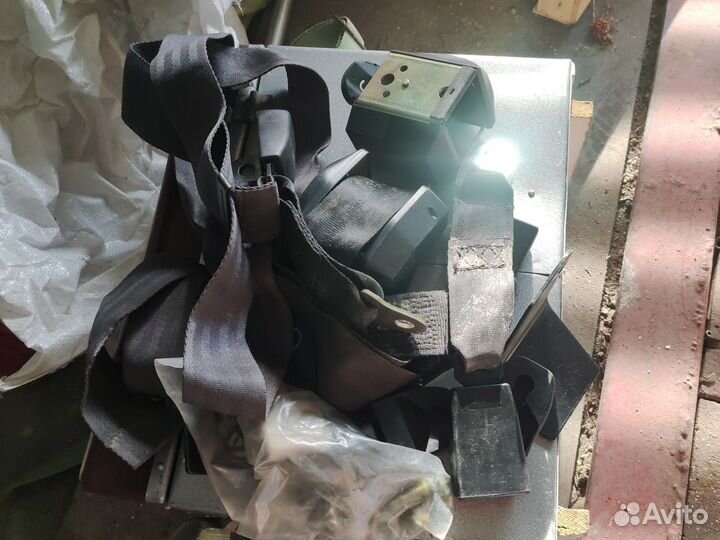 Комплект задних ремней безопасности ваз