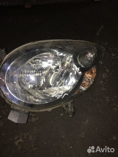 Фара правая и левая ситроен С1