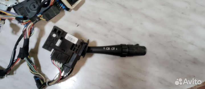 Подрулевой переключатель Cadillac SRX 1