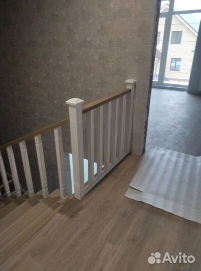 Лестница на второй этаж