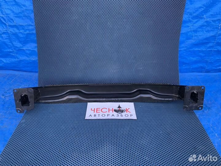 Усилитель заднего бампера Volkswagen Tiguan NF