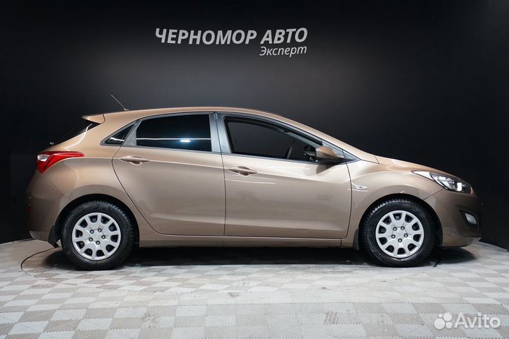 Hyundai i30 1.6 AT, 2012, 101 137 км