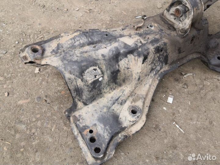 Балка подвески передняя Honda Cr-V RD1 B20B 1996