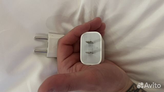 Зарядный блок iPhone быстрой зарядки 20w