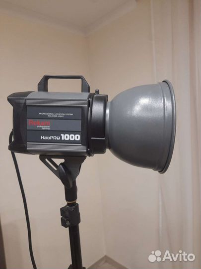 Комплект студийного света rekam halopro 1000
